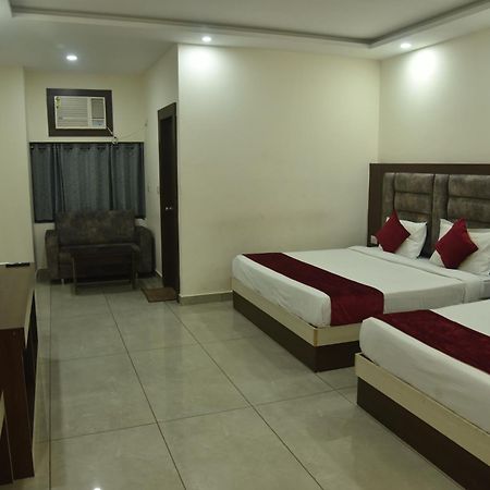 Satya Residency Otel Katra  Dış mekan fotoğraf