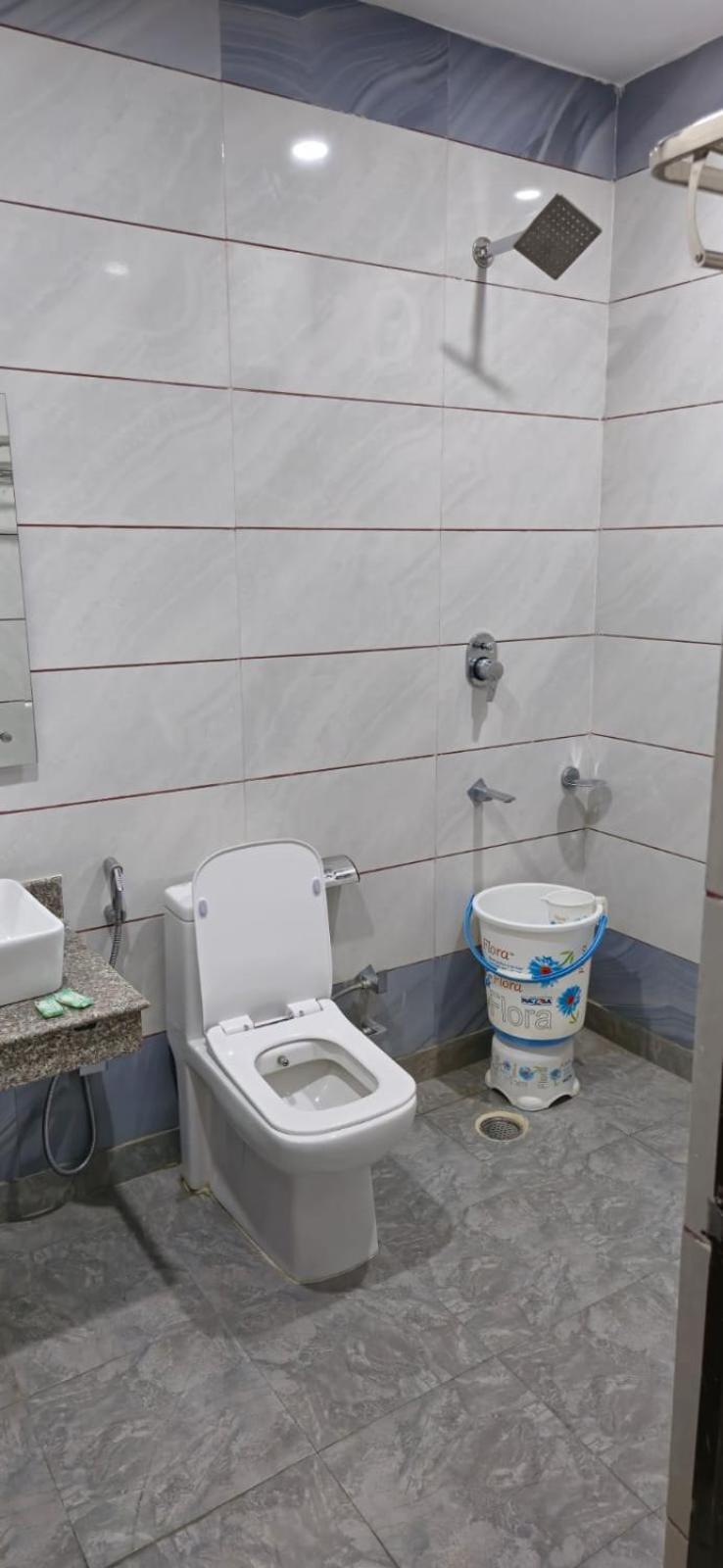 Satya Residency Otel Katra  Dış mekan fotoğraf