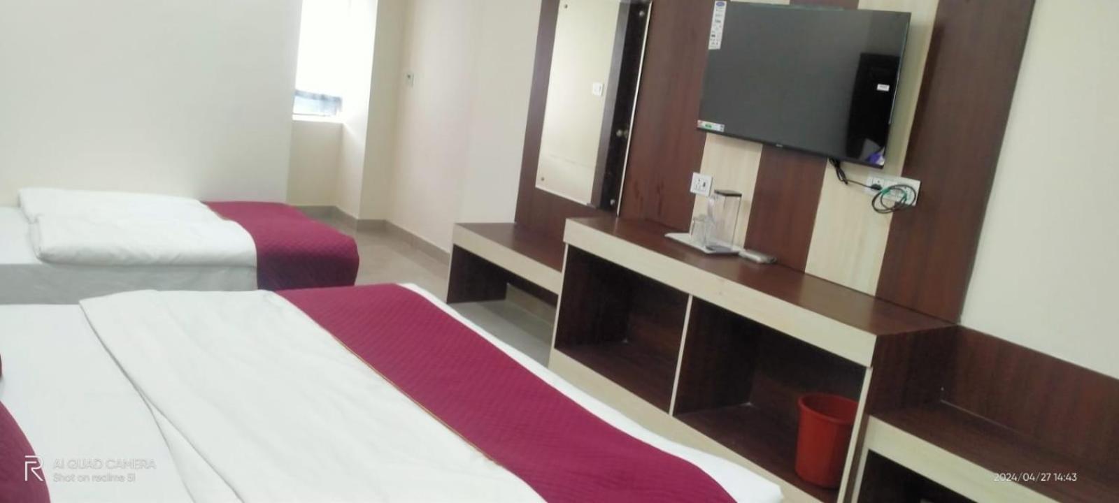 Satya Residency Otel Katra  Dış mekan fotoğraf
