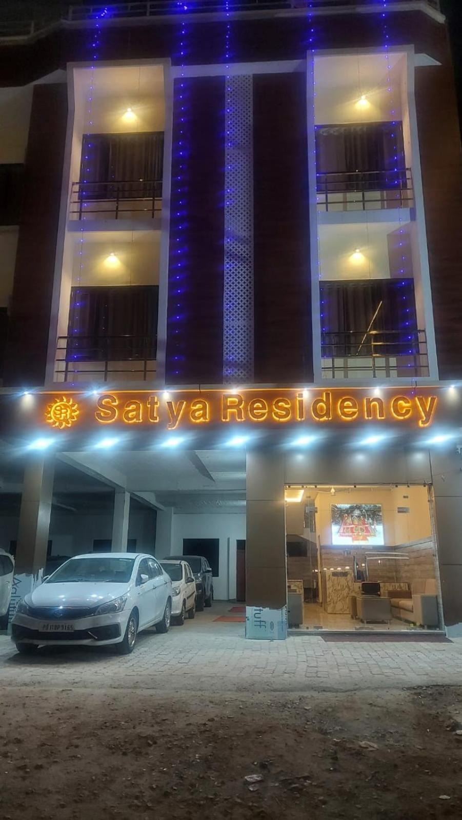 Satya Residency Otel Katra  Dış mekan fotoğraf