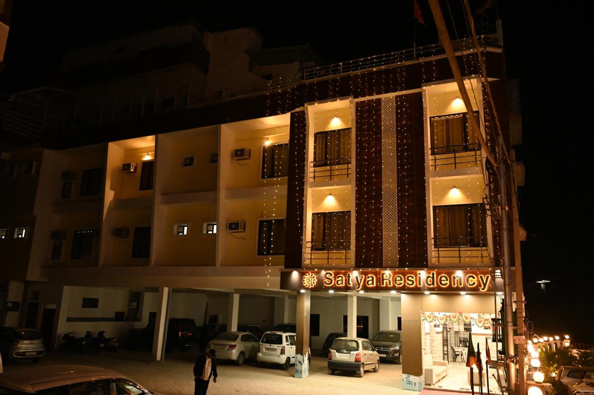Satya Residency Otel Katra  Dış mekan fotoğraf