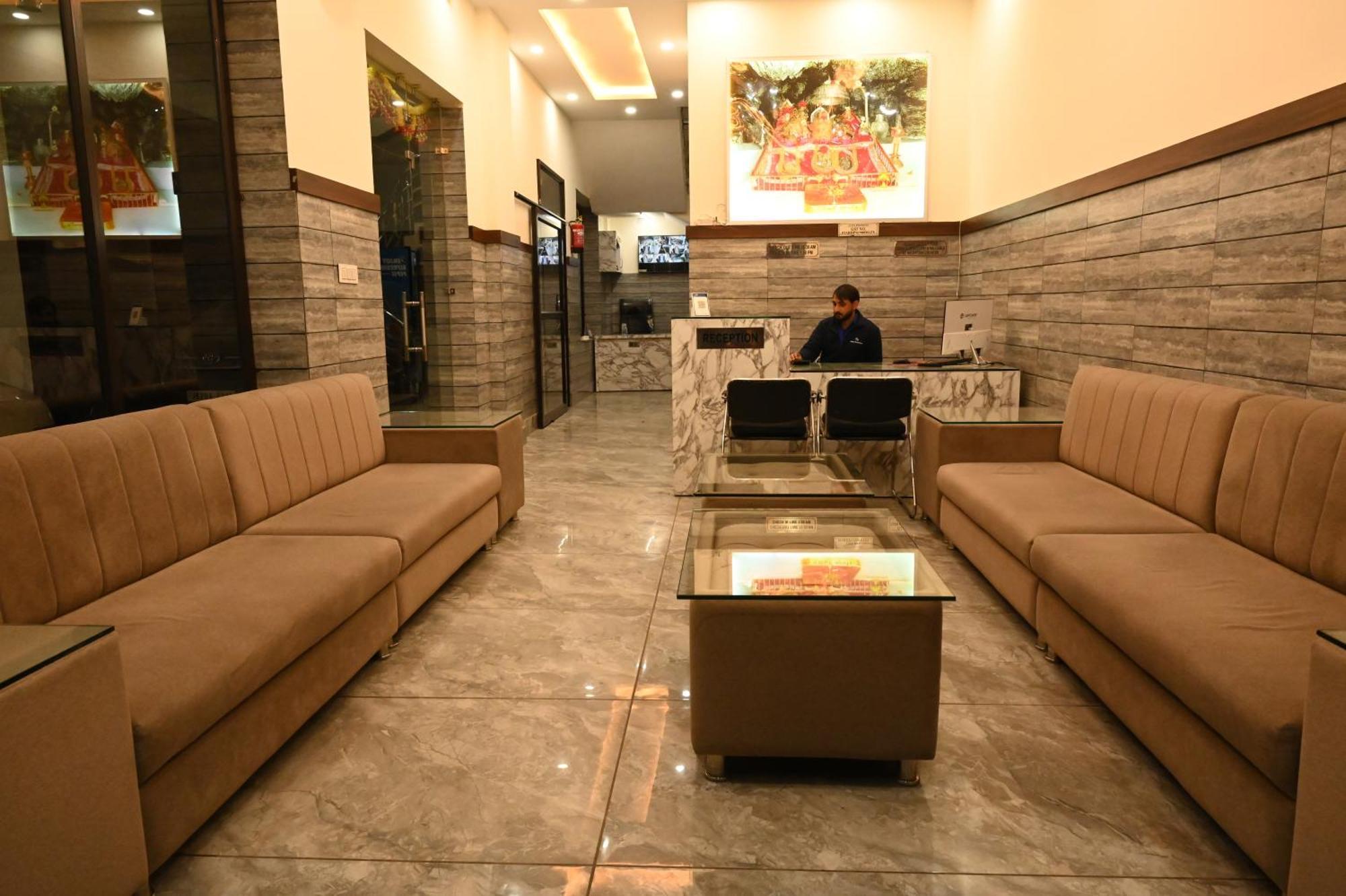 Satya Residency Otel Katra  Dış mekan fotoğraf